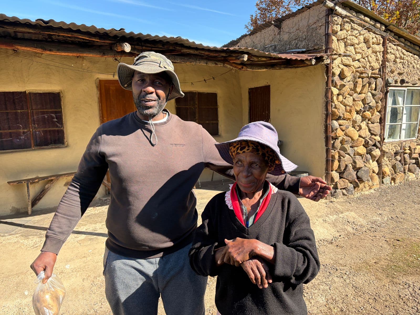 Tendele community members